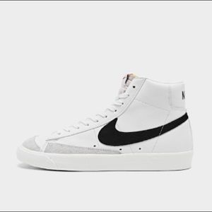 NIKE BLAZER MID 77 VNTG